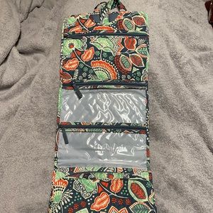 Vera Bradley hanging organizer